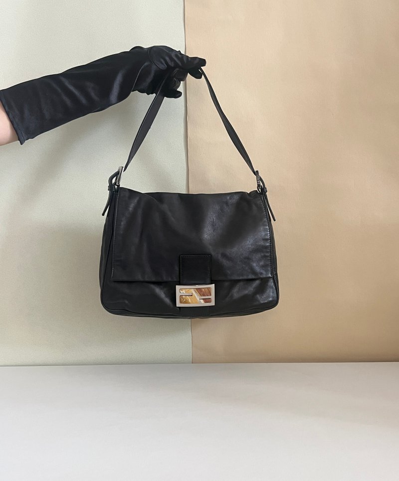 Fendi Mamma Baguette 中古单肩包侧肩袋 1990-2000年代典藏款 - 侧背包/斜挎包 - 真皮 黑色