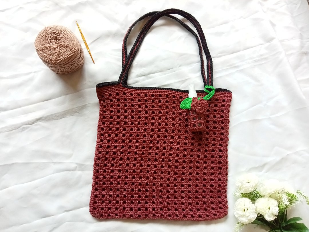 Set 2 Crochet shoulder bag with crochet bag bottle handmade - 其他 - 压克力 红色