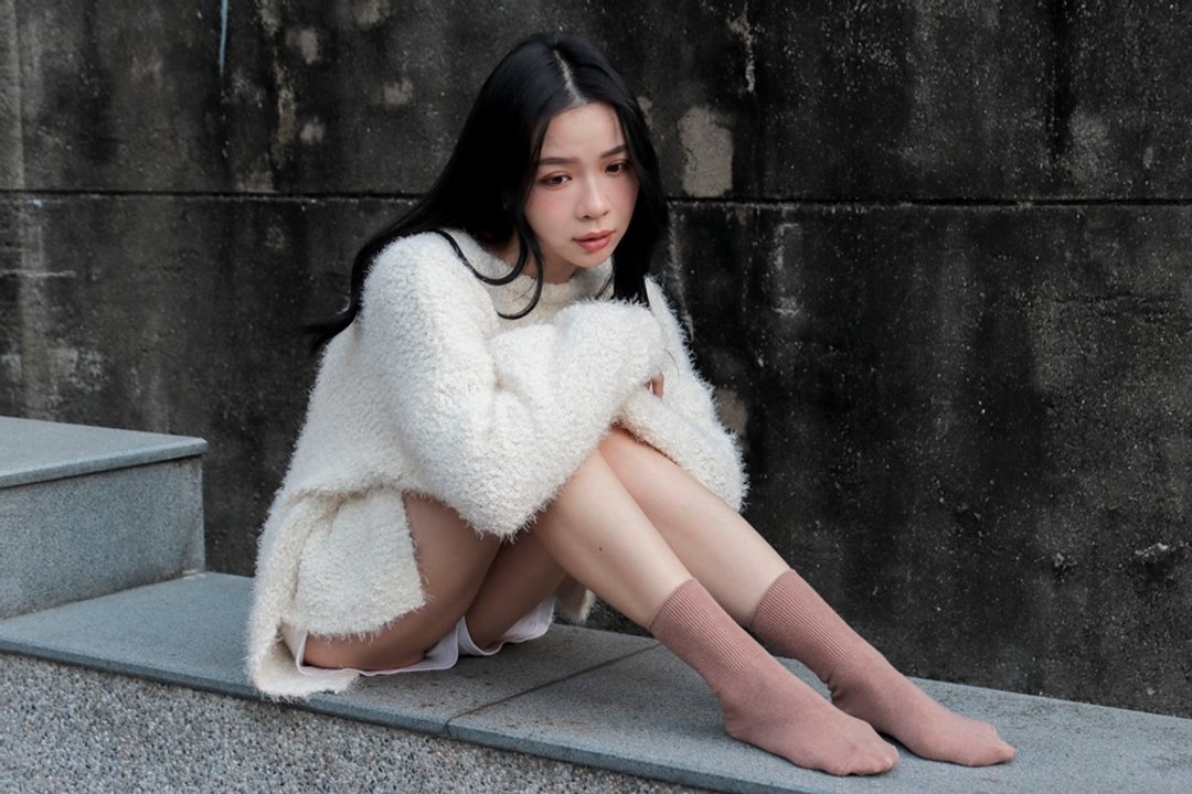 日系中性款羊毛袜 袜子 鞋履袜品 socks 中筒袜 男女袜 暖 推推袜 - 袜子 - 羊毛 紫色