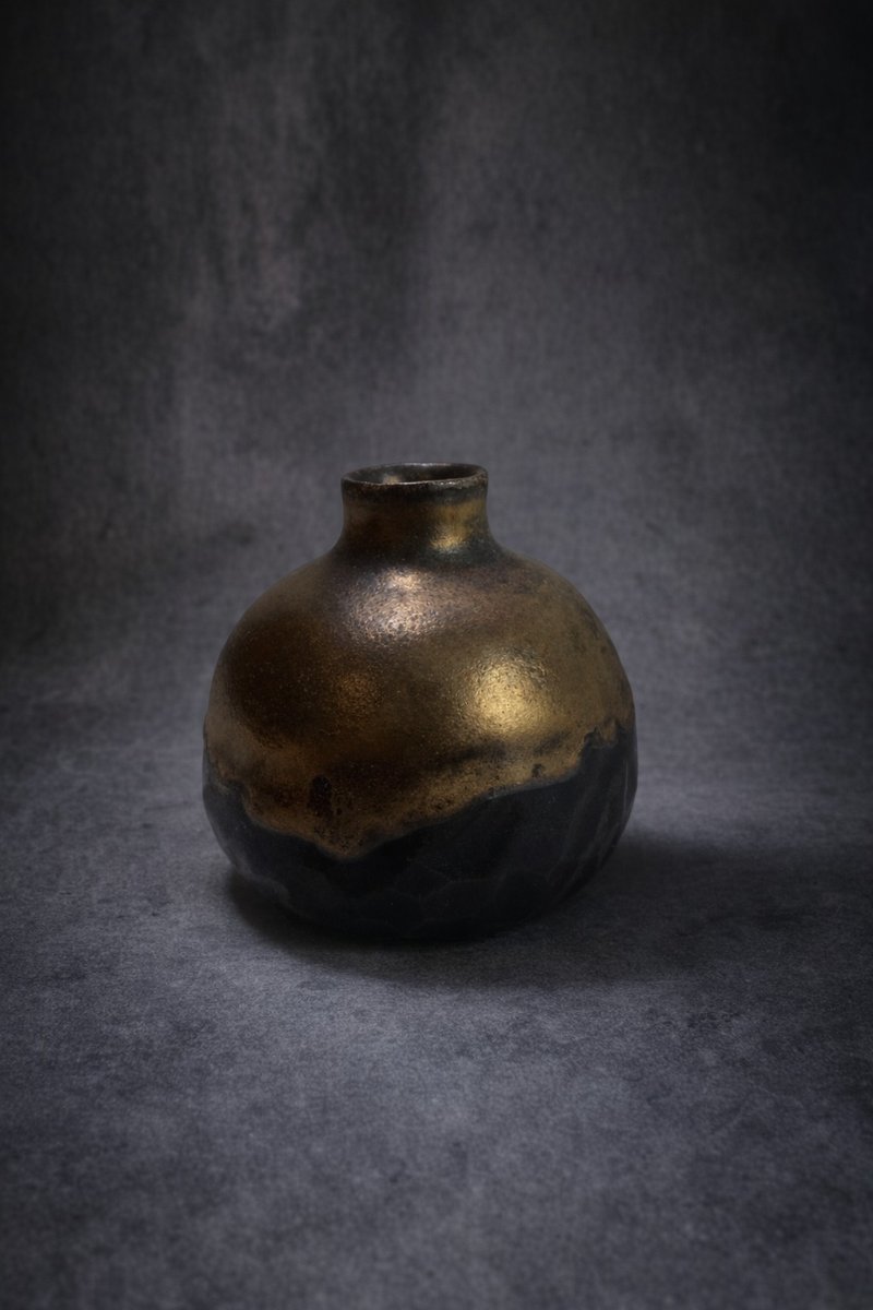 陶艺小花瓶 - 摆饰 - 陶 金色