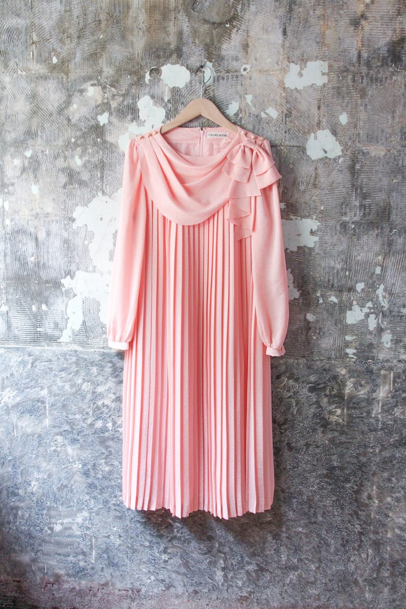 袅袅百货公司-Vintage 日本小高领百折粉色洋装 - 洋装/连衣裙 - 其他材质 