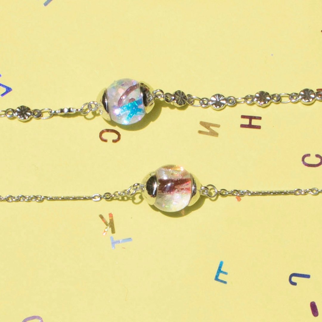 Initial Snowbal Bracelets - 手链/手环 - 玻璃 