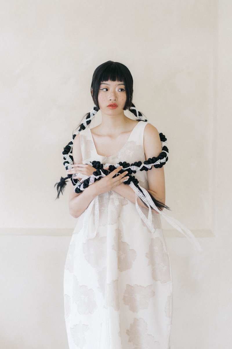 提花茧型无袖洋装 - 洋装/连衣裙 - 棉．麻 