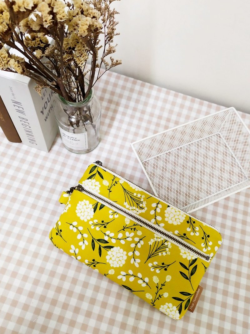 拾光系列零钱包/万用包/拉链收纳包/绝版品/星辰花海款 - 皮夹/钱包 - 棉．麻 黄色