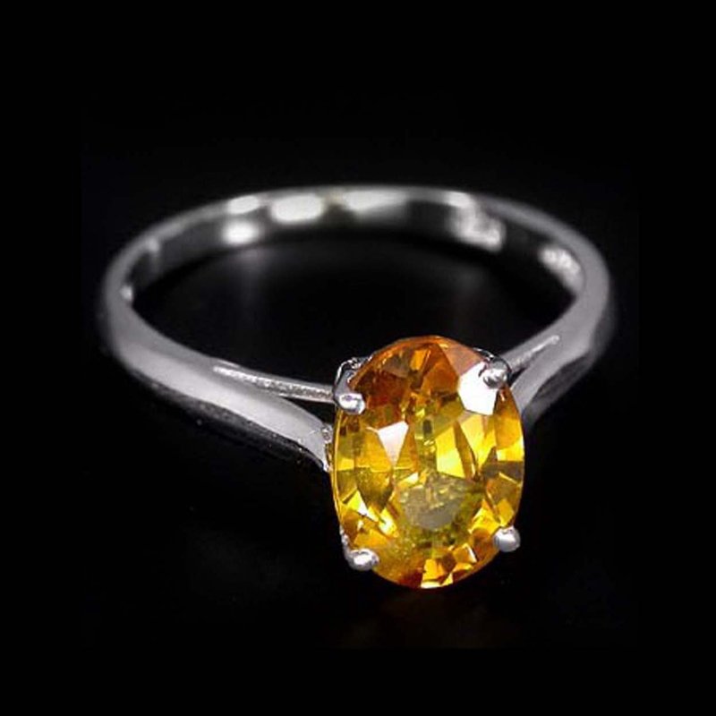天然 8x6 mm 蓝宝石戒指，纯银镶嵌，黄色硬质蓝宝石，宝石非常干净 - 戒指 - 纯银 黄色