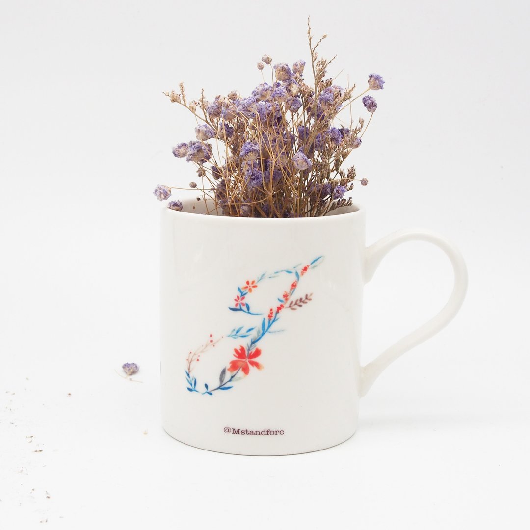 Mstandforc 纸上绣花 水彩英文字母 水杯 牛奶杯 - 咖啡杯/马克杯 - 瓷 多色