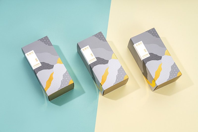 【金锦町】银燕-白木耳金箔蜂蜜蛋糕 (三块装) - 蛋糕/甜点 - 新鲜食材 黄色