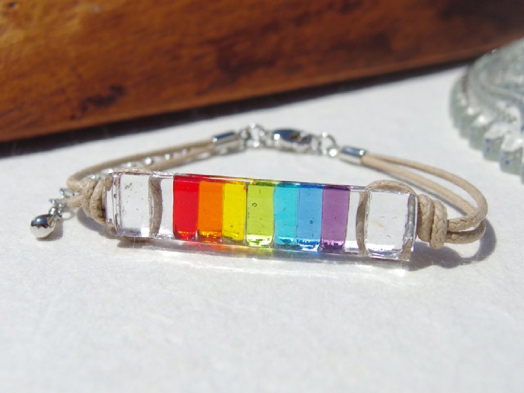 [Rainbow] Rainbow-colored glass (Niji [Large] [7 colors]) Bracelet / Anklet [Length, metal-free choice] [Made to order] - 手链/手环 - 玻璃 多色