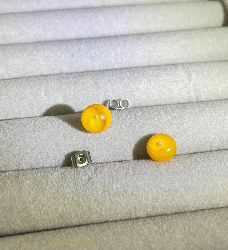 琉璃耳环 耳针 耳钉 橘猫眼 医疗钢耳针 贴耳耳环 蛋面耳环 - 耳环/耳夹 - 琉璃 橘色