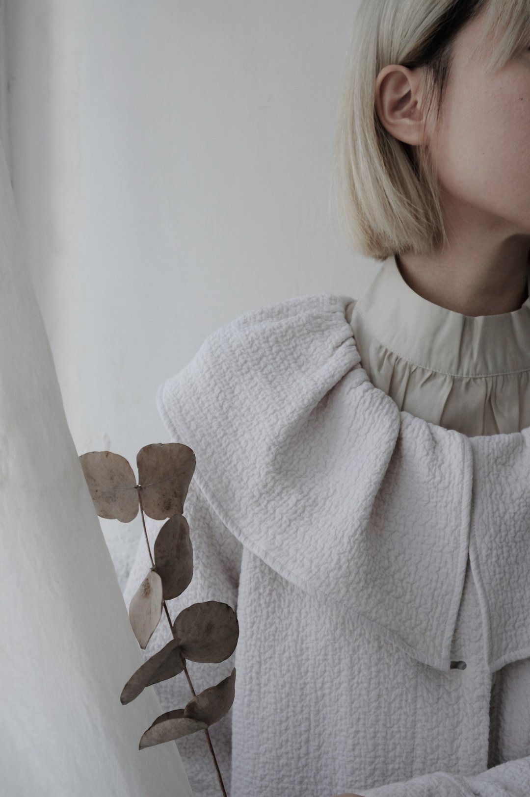 collar cotton coat  翻领纹理纯软棉外套 - 女装西装外套/风衣 - 棉 白色