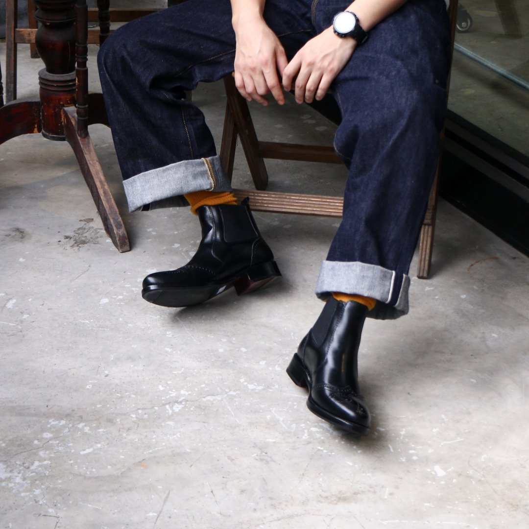 Goodyear-Welted 手工固特异布洛克切尔西靴 经典雕花松紧带款 - 男款靴子 - 真皮 黑色