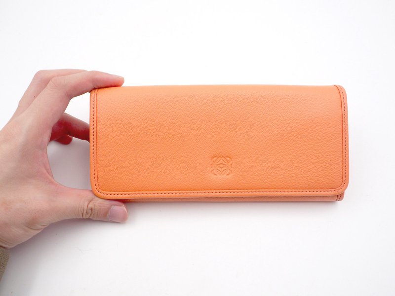 二手中古LOEWE蜜桃爱马仕橘色真皮长银包 西班牙高级古着珠宝 - 皮夹/钱包 - 真皮 橘色