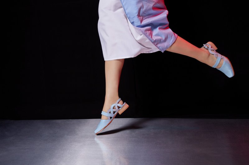 LEADING ROLE | 扭曲 | 设计款 | 手工鞋 | 天空蓝 - 男女凉鞋 - 真皮 蓝色