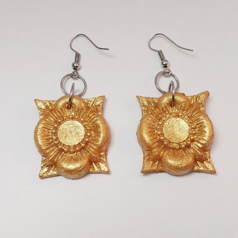 金耳环，手工制作 - 耳环/耳夹 - 粘土 金色