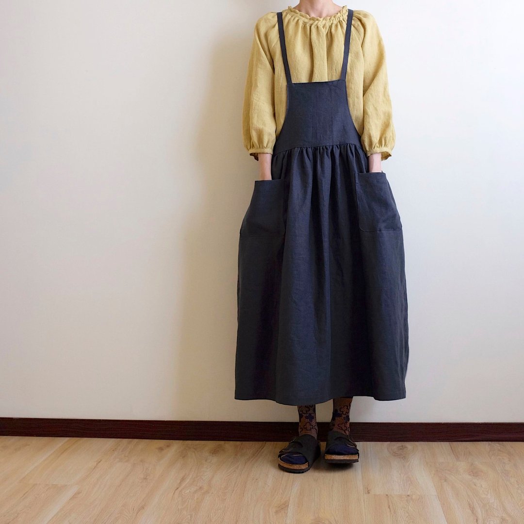 日常手作服 就是想当小女孩 木莓色低腰绑带吊带裙 亚麻 - 洋装/连衣裙 - 棉 黑色