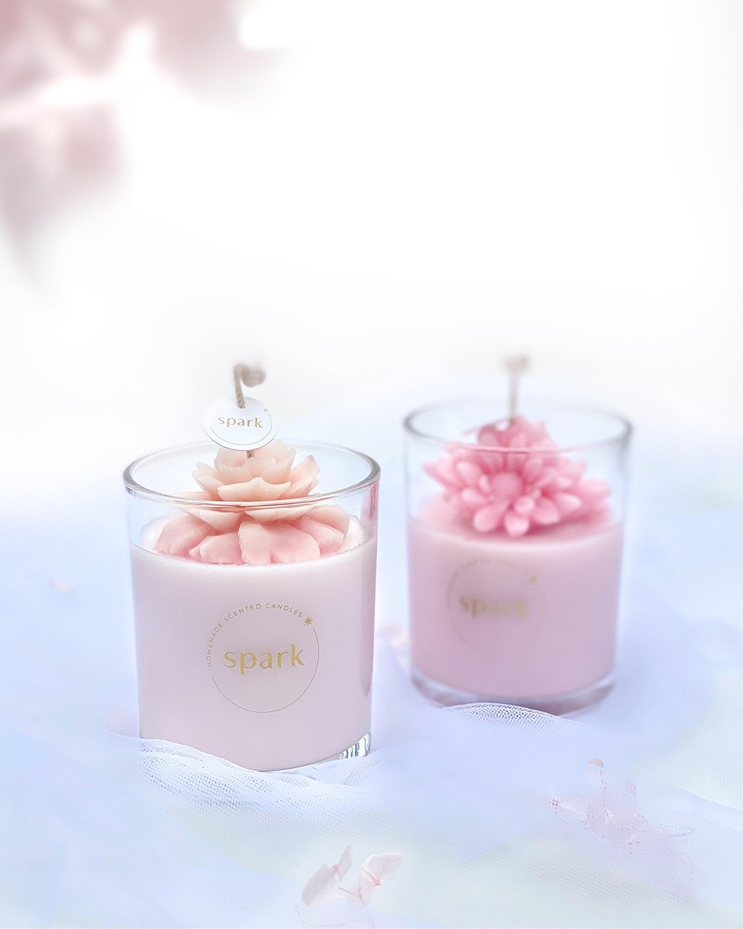 康乃馨 / 小野菊蜡烛杯 | 手工香氛花花蜡烛 - 蜡烛/烛台 - 蜡 粉红色