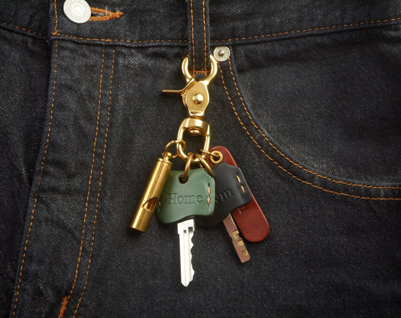 黄铜钥匙 带黄铜哨子和皮革钥匙套 定制名称标签 - 钥匙链/钥匙包 - 真皮 咖啡色