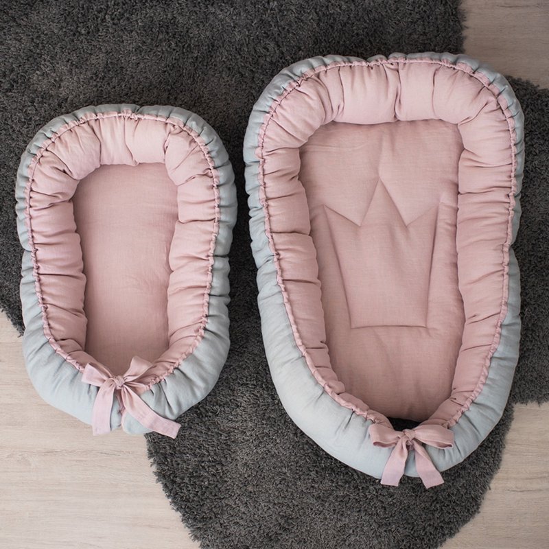 LINEN Pink Grey baby nest - double sided nest for baby sleeping bed - 婴儿床上用品 - 亚麻 粉红色