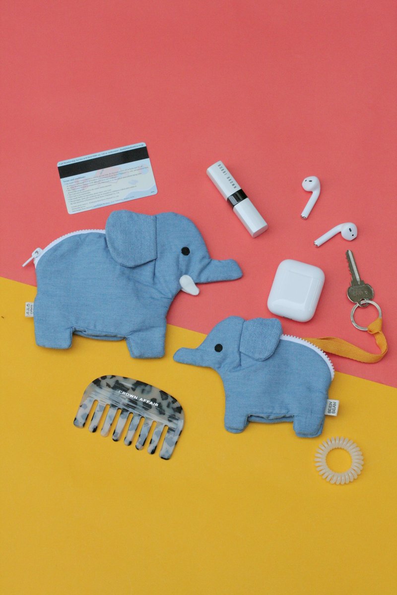 Elephant and mini Elephant pouch - 化妆包/杂物包 - 棉．麻 蓝色