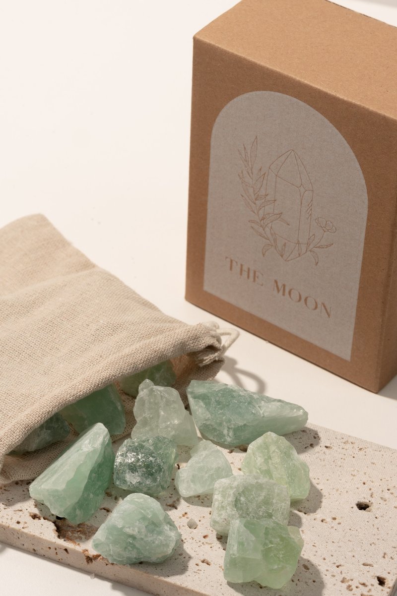 THE MOON 天然水晶 (单盒420-460g) - 香薰/精油/线香 - 水晶 