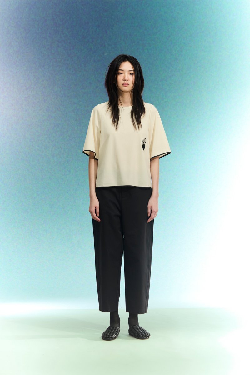 滚边图章上衣 - 女装上衣 - 棉．麻 白色