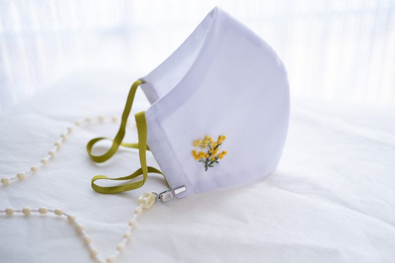 Mimosa Flower Embroidery Mask Kit and Mimosa Chain Mask Life is a comfortable and enjoyable experience. - 口罩 - 绣线 黄色
