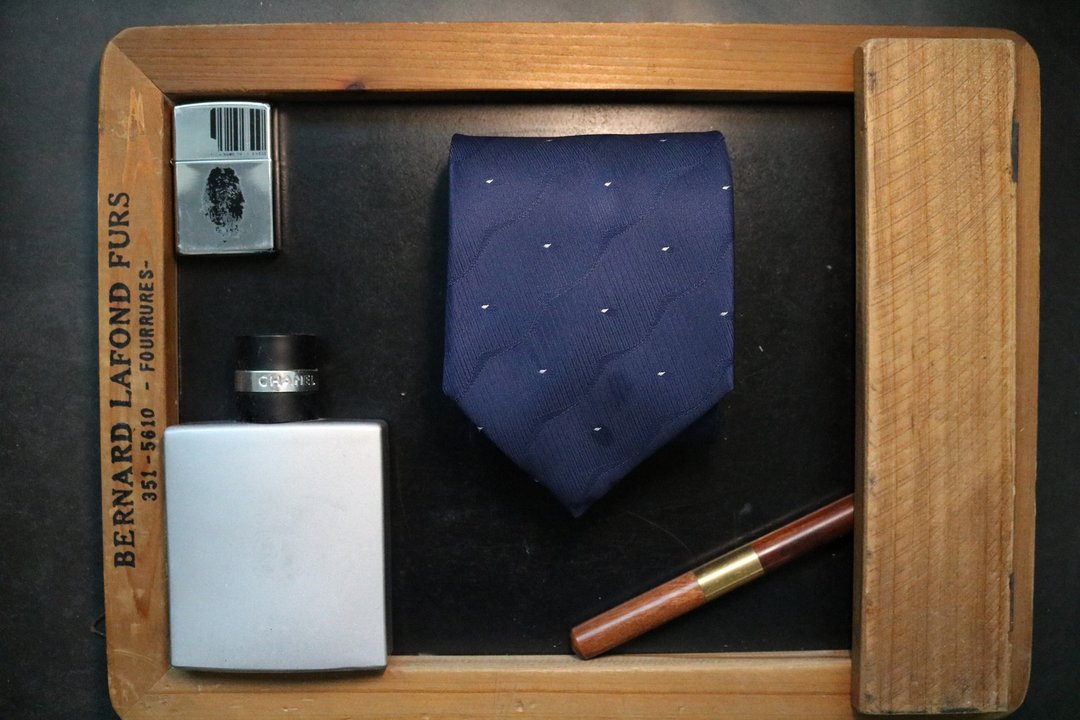 蓝色真丝小点花纹领带型男商务正装necktie - 领带/领带夹 - 丝．绢 蓝色