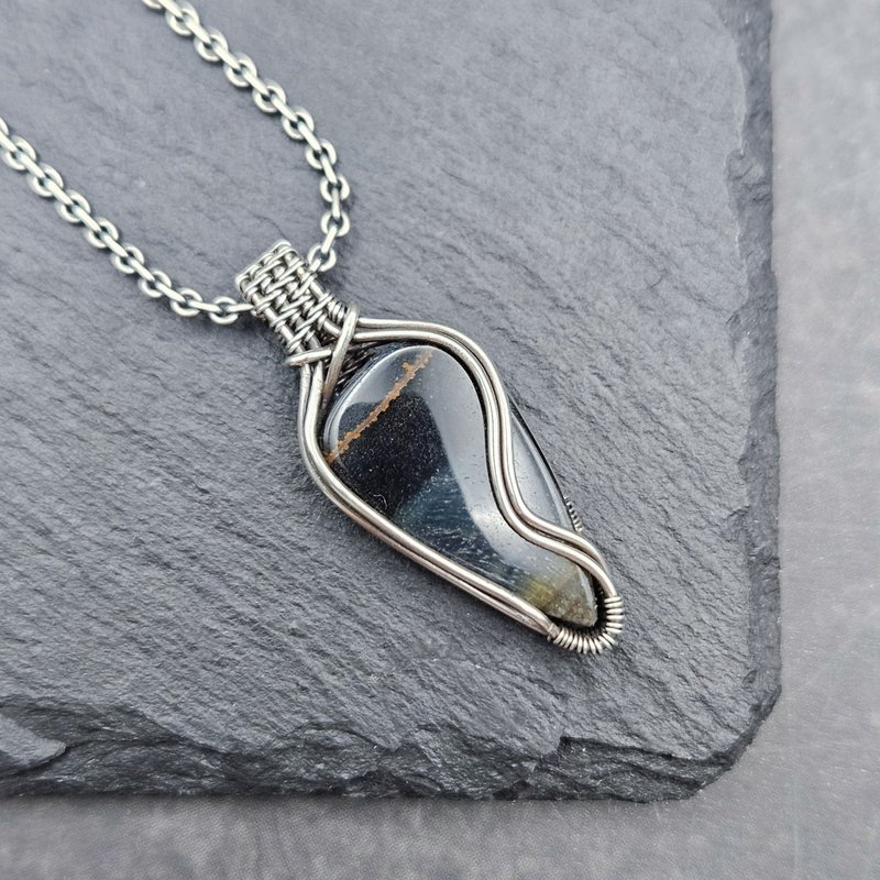 蓝虎眼 造旧银线吊坠 金属绕线 - 项链 - 纯银 蓝色