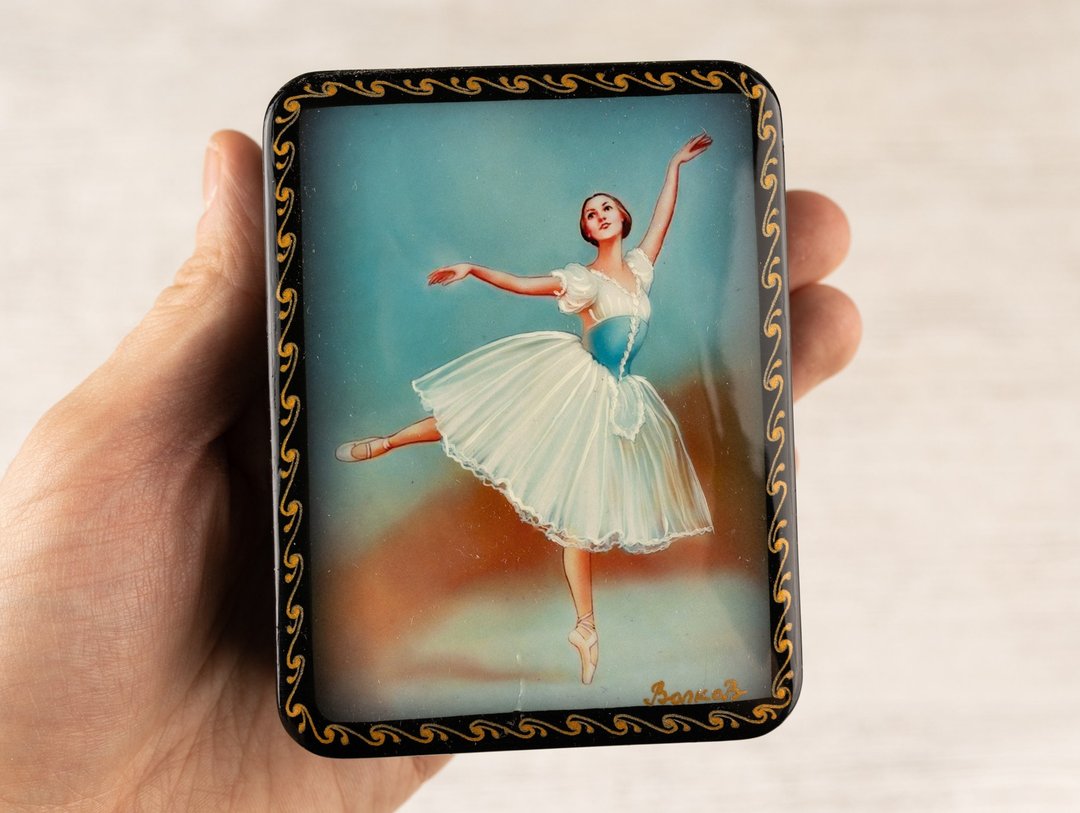 Ballerina Lacquer Box, Ornate lacquer box, Ballet art, Jewelry box with print - 收纳用品 - 其他材质 