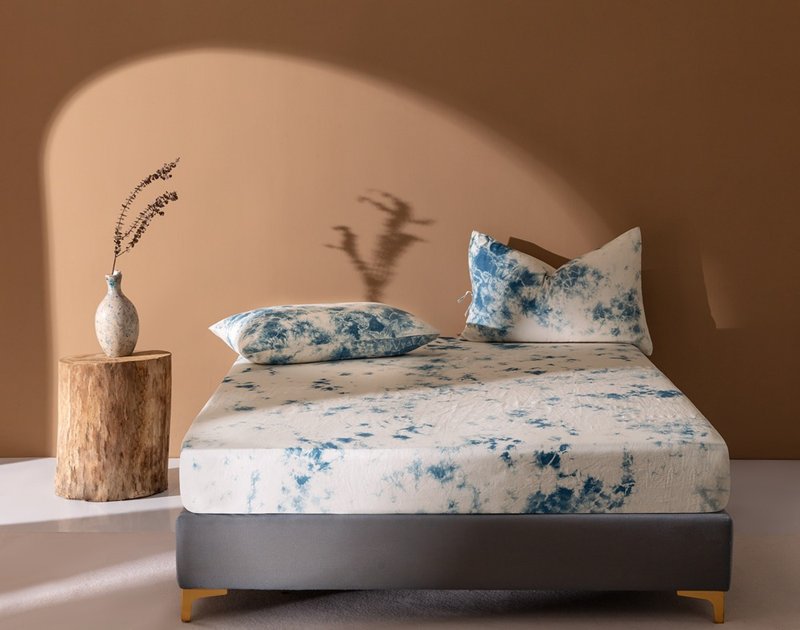 非遗手工靛蓝植物云染 棉麻床包 四季用 - 寝具 - 棉．麻 蓝色