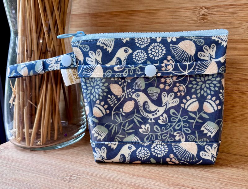 防水收纳袋 托药袋 喂药袋 化妆包 - 化妆包/杂物包 - 防水材质 粉红色