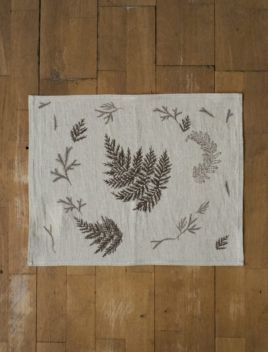 北欧设计师款–蕨类植物桌垫餐垫 FERN LINEN PLACE MAT - 餐垫/桌巾 - 棉 卡其色