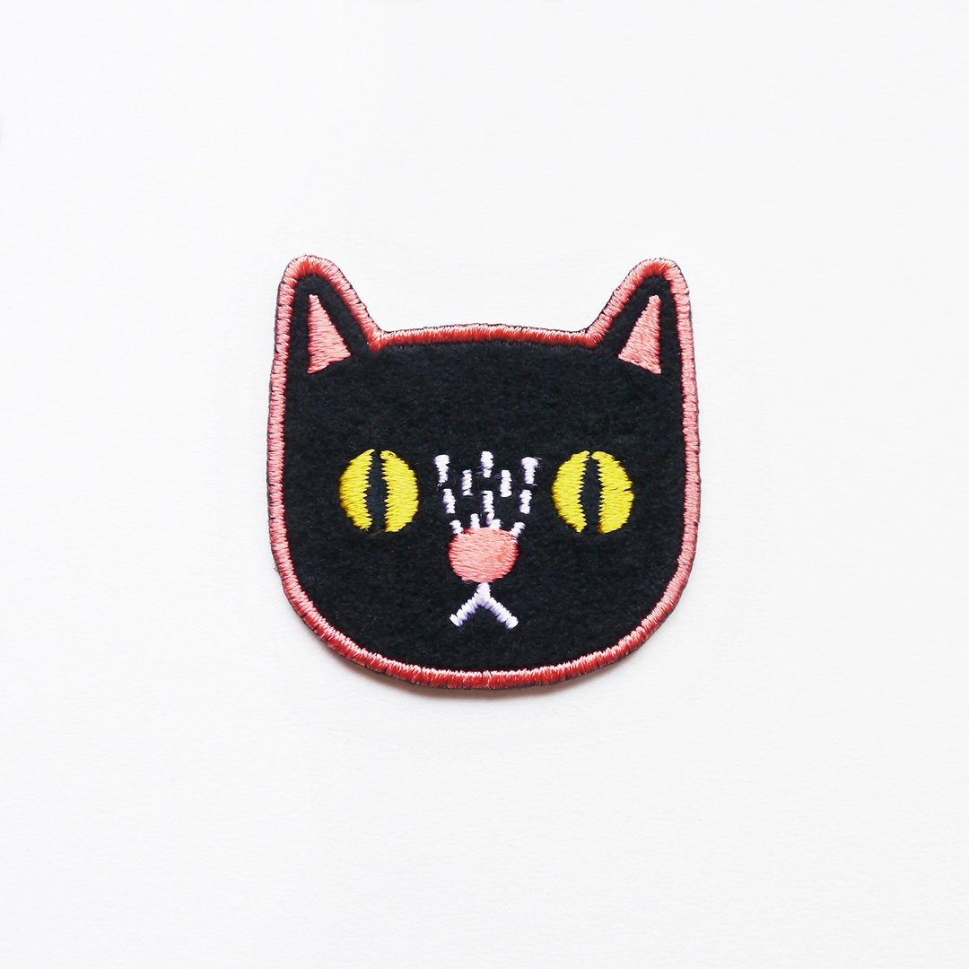 Black Cat 黑猫刺绣别针 刺绣贴纸 可爱胸针 - 胸针 - 绣线 黑色
