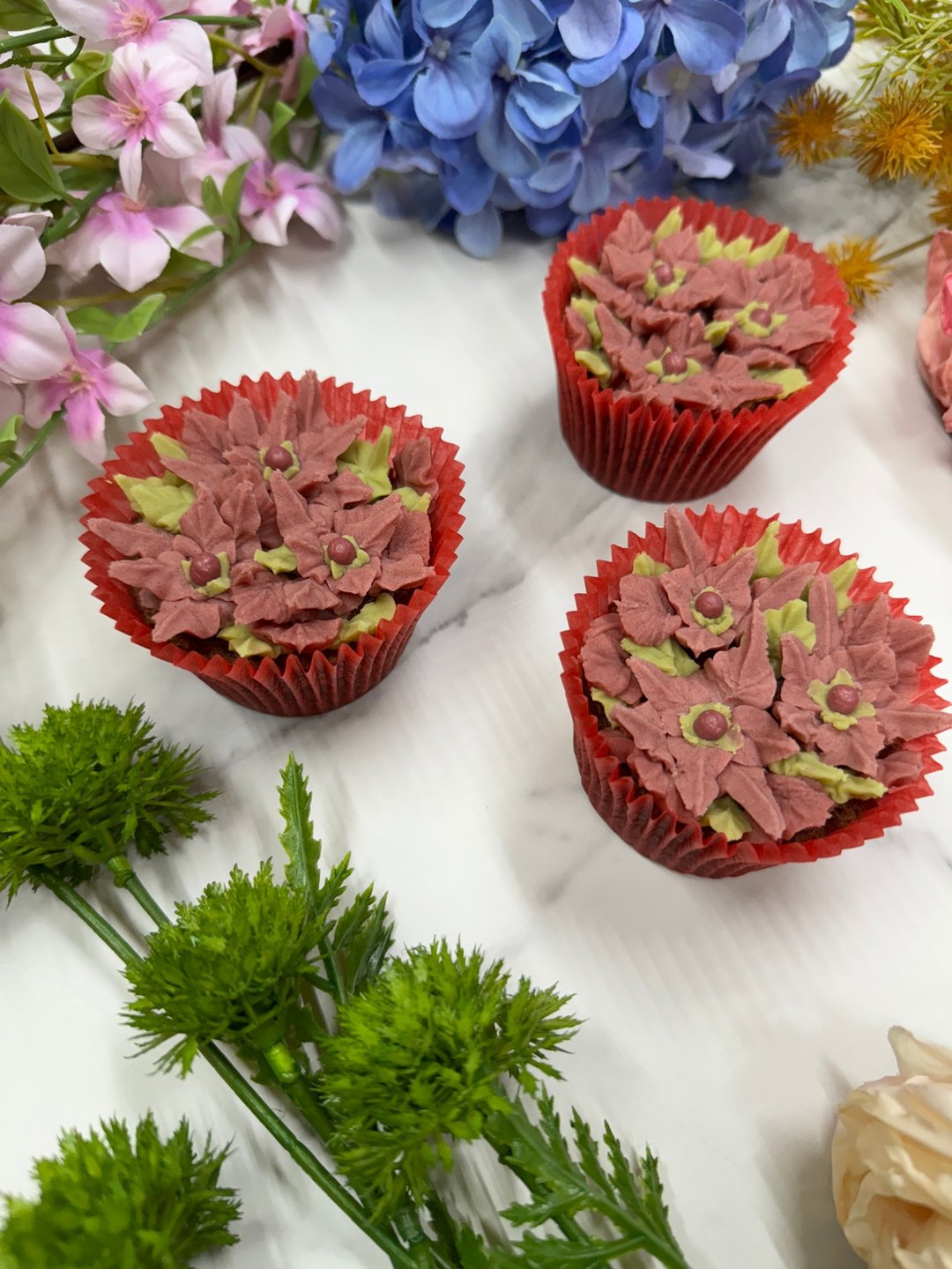 AY baker 圣诞叶造型 韩式裱花杯子蛋糕 cupcake - 蛋糕/甜点 - 新鲜食材 绿色