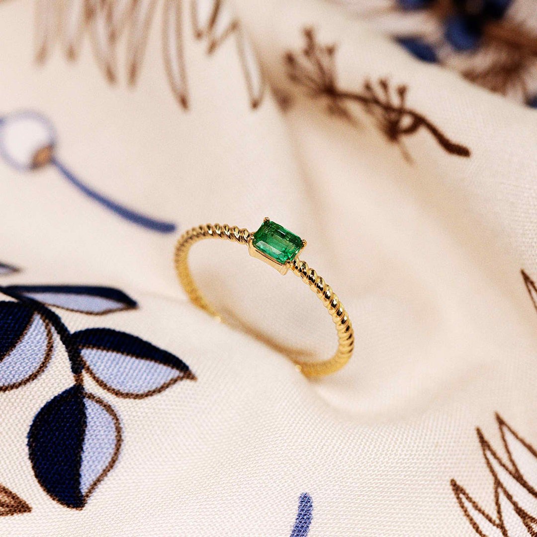 【Emerald】18K金简约INS风祖母绿戒指 叠戴戒指 - R189 - 戒指 - 宝石 绿色