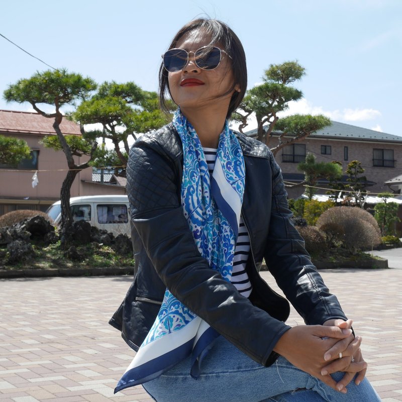 Similan Silky Scarf - 丝巾 - 聚酯纤维 蓝色