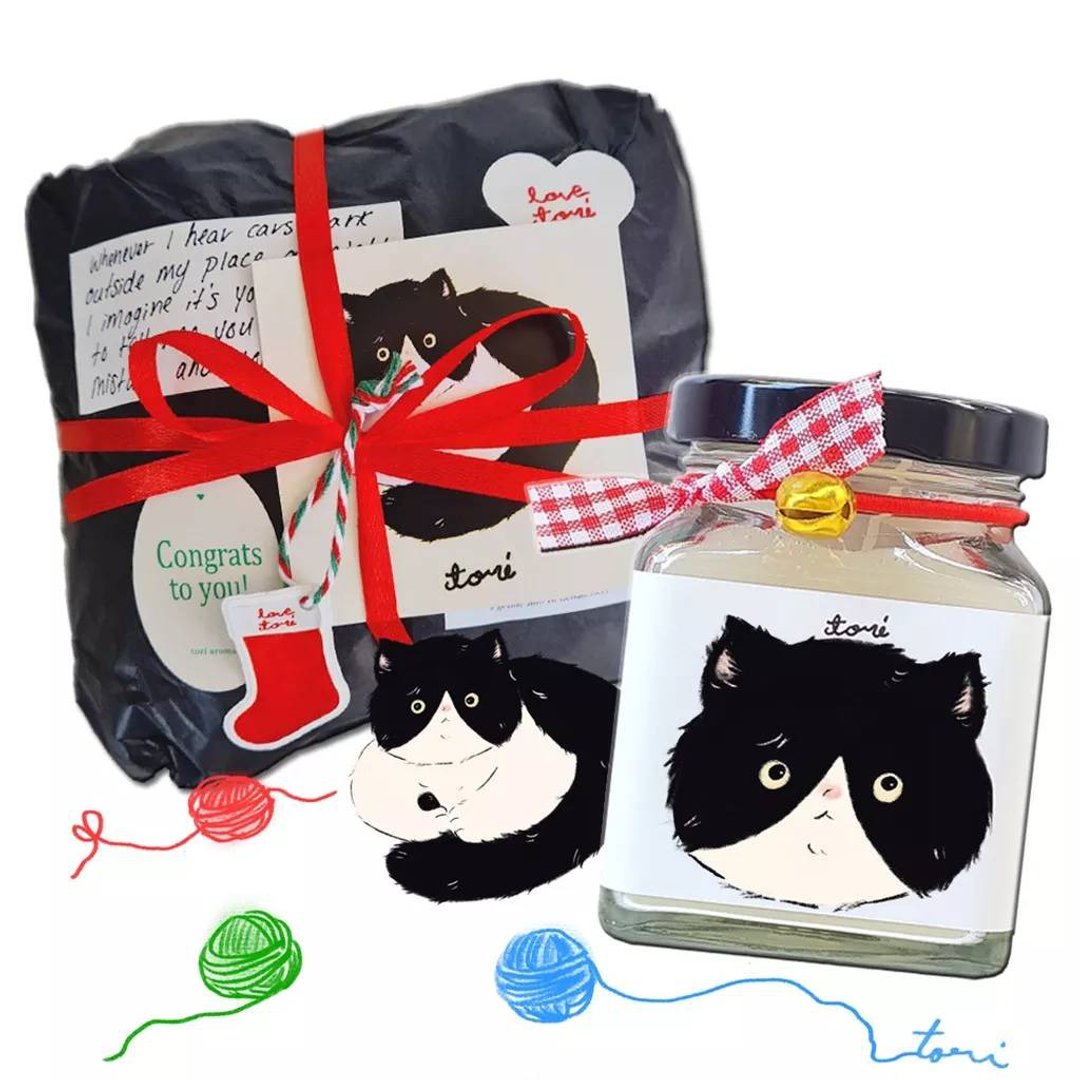 GIFTSET JUJU CAT JAM CANDLE Scented Candle Jar 45hrs - 蜡烛/烛台 - 玻璃 多色