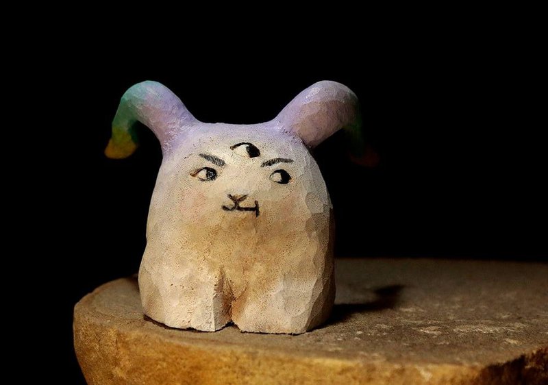 三眼小兔/木雕/雕刻 - 玩偶/公仔 - 木头 