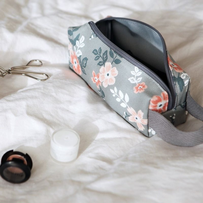 Dailylike 法棒帆布手提笔袋-03花朵绽放,E2D48507 - 铅笔盒/笔袋 - 棉．麻 灰色