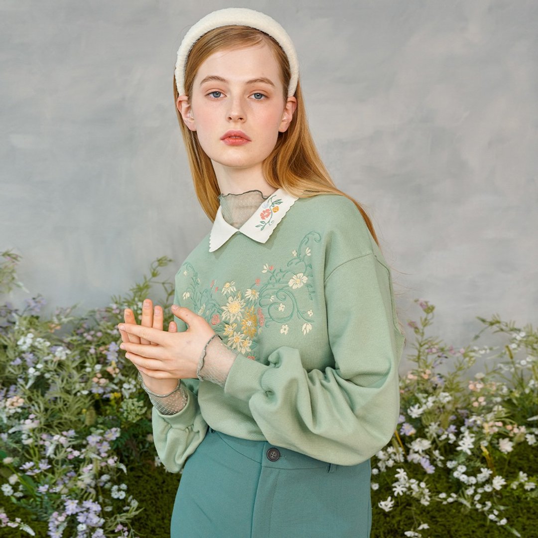 Flower Embroidered Collar Sweatshirt - 女装上衣 - 棉 绿色