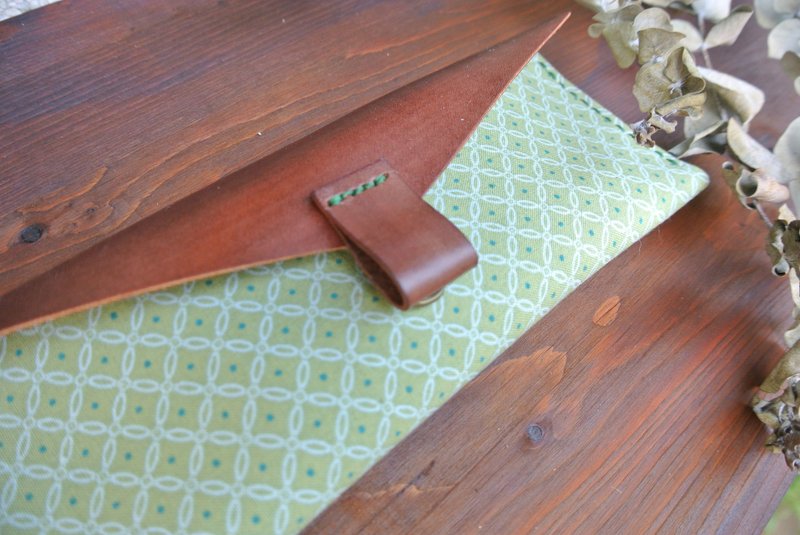 属于眷村的老时光(绿)/笔袋/眼镜盒/皮革/真皮/植鞣革 - 铅笔盒/笔袋 - 真皮 绿色