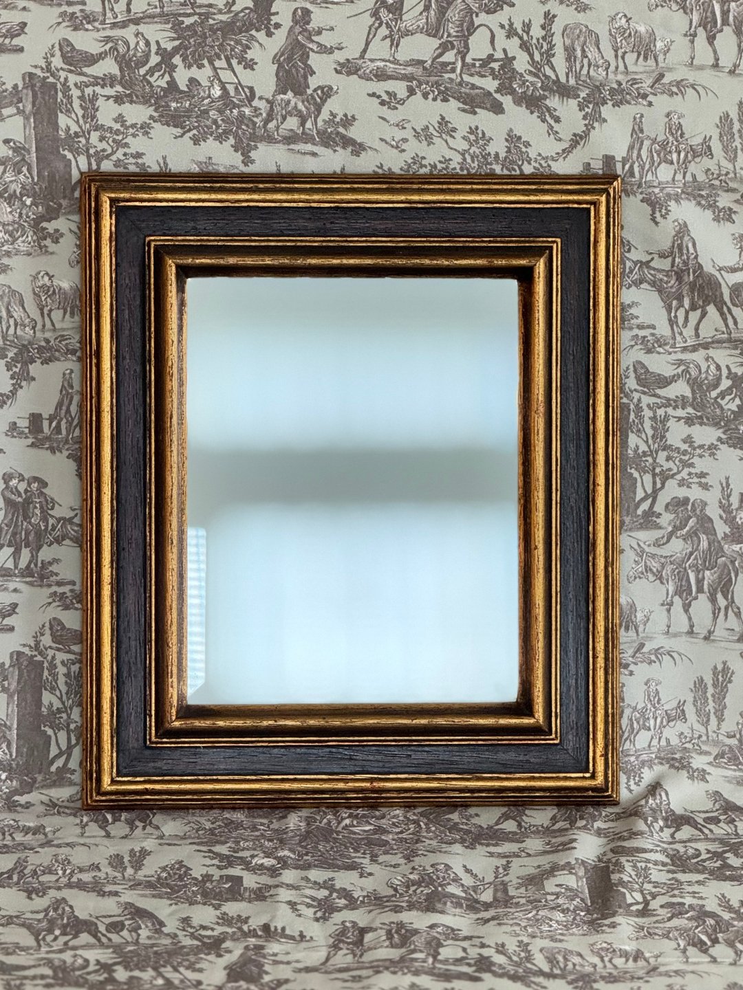 40667-典雅法国古董金箔木框镜42x36cm - 墙贴/壁贴 - 木头 