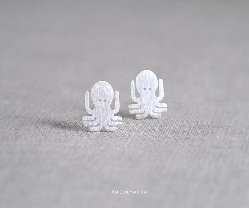Squid Silver Earrings,925 Sterling Silver - 耳环/耳夹 - 纯银 银色