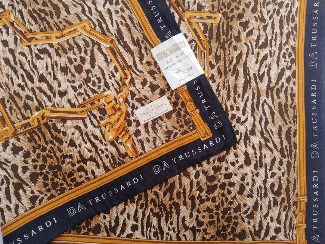 DA TRUSSARDI Vintage Women Handkerchief Tiger Print 23 x 23 inches - 手帕/方巾 - 棉 咖啡色
