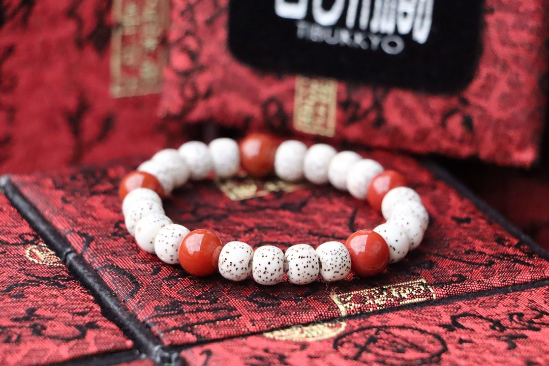 精品星月菩提手珠 7x9mm 天然南红玛瑙隔珠 定制化串珠手链设计 - 手链/手环 - 植物．花 