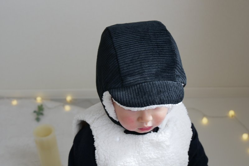 日本手作灯芯绒羊羔绒保暖童帽 软绵绵护耳帽 - 婴儿帽/发带 - 棉．麻 黑色