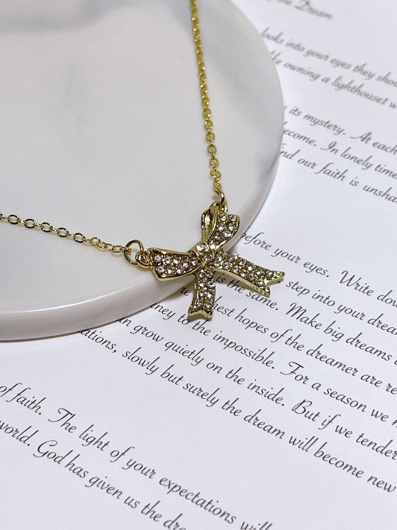 yitiart 蝴蝶结钻石项链 似颜绘 情人节礼物 定制饰品背卡 - 项链 - 钻石 金色