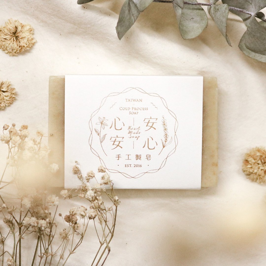 洋甘菊抗敏皂 / 冷制皂 / 一般、中干性、敏感性肌肤 - 肥皂/手工皂 - 植物．花 