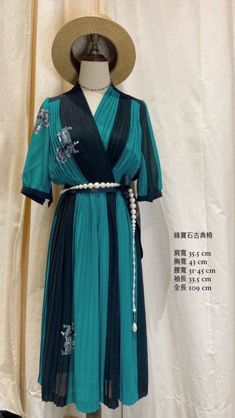 绿宝石古典椅古着五分袖洋装 - 洋装/连衣裙 - 其他材质 绿色