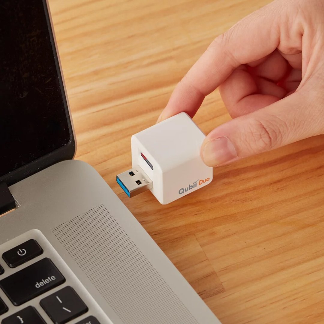 Maktar QubiiDuo USB-A 备份豆腐 白色 自动备份 手机备份首选 - U盘 - 塑料 白色